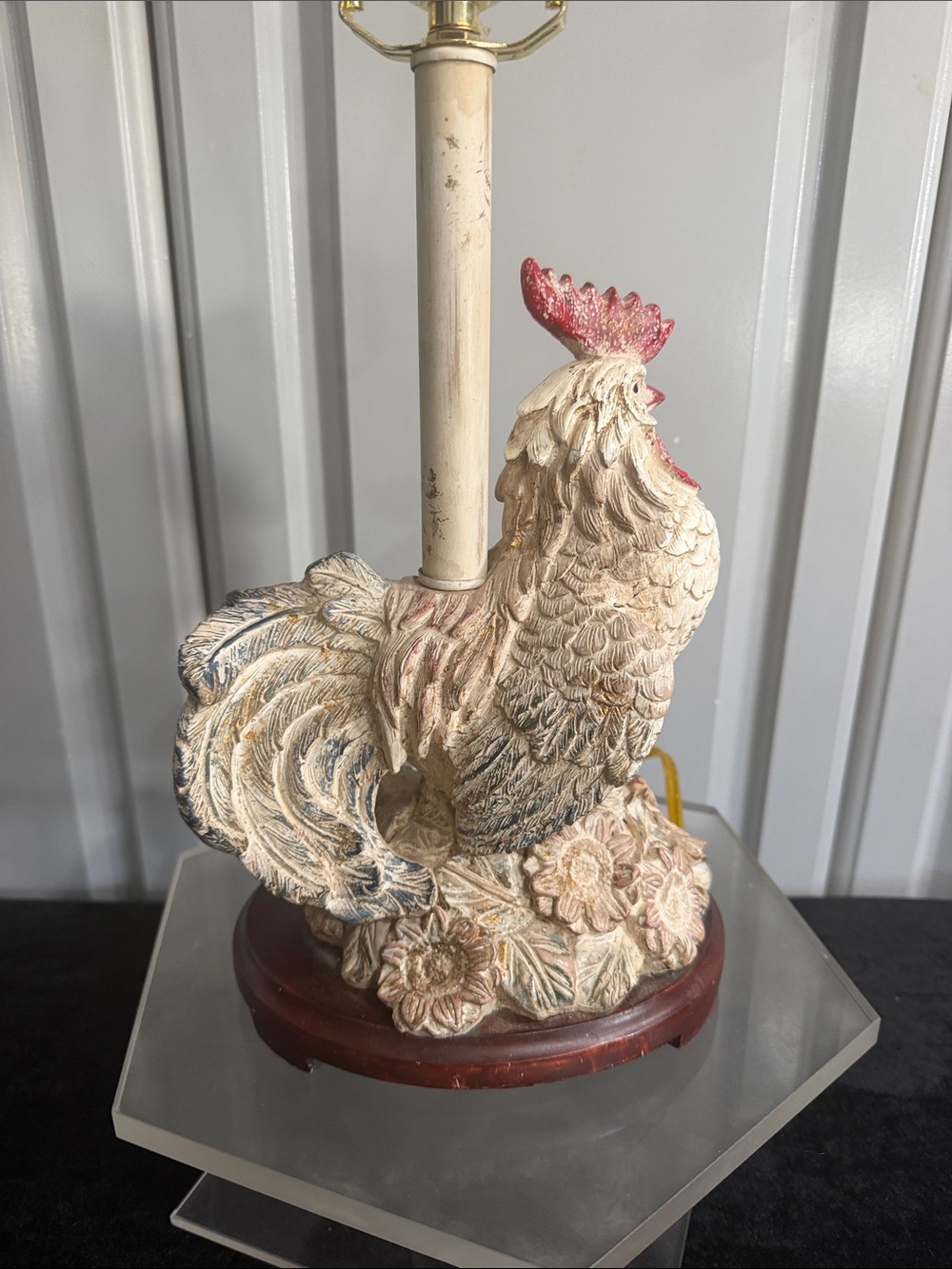 Rooster Table Lamp - Picture 3 of 7
